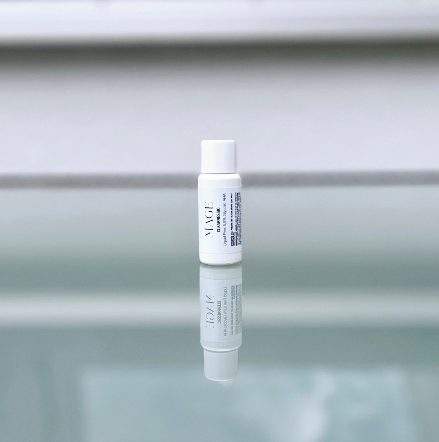 Liquid Peel 5,5% Glycolic AHA als Maske für noch mehr glatte Haut, sofort feinere Poren